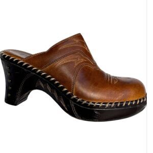 Sonora Western Boho Leather Slip on Mule Clogs in Cognac Brown 7M